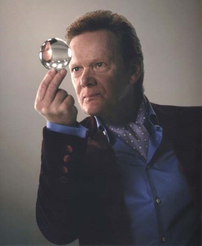 Philippe Petit Profile Photo