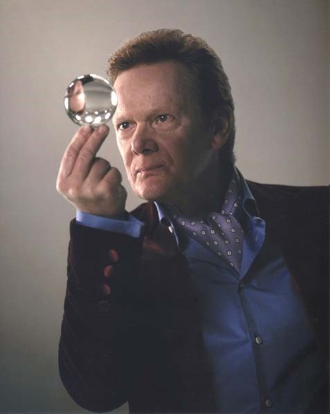 Philippe Petit Profile Photo